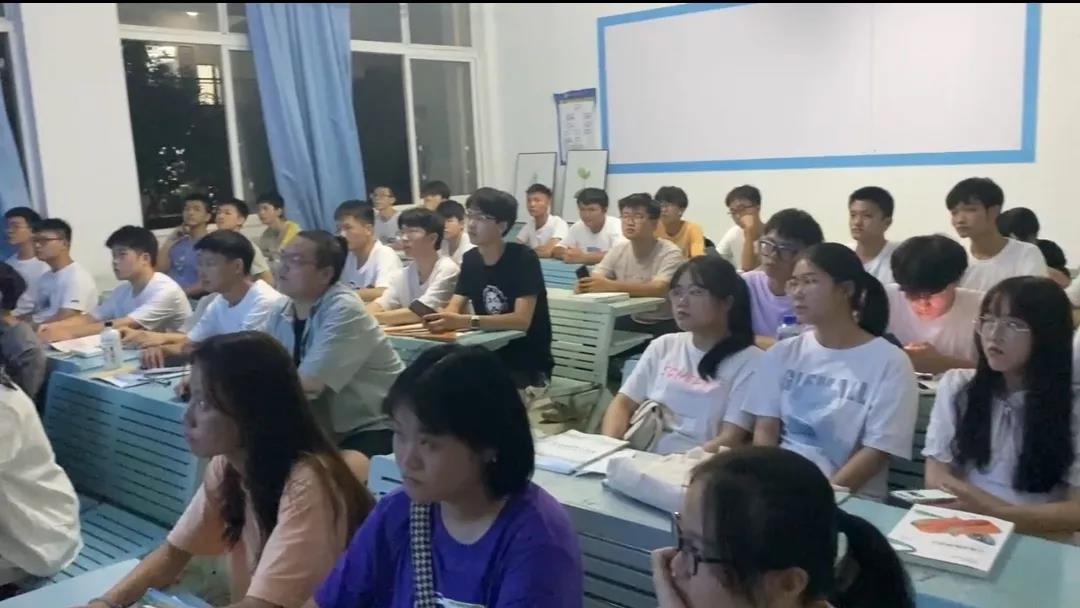 GGPOKER - 全球当先的在线扑克平台 | 安全平正的扑克游戏履历