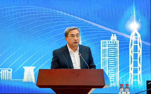 丽江信息职业技术学院党委副书记、校长、理事长单元代表王晖