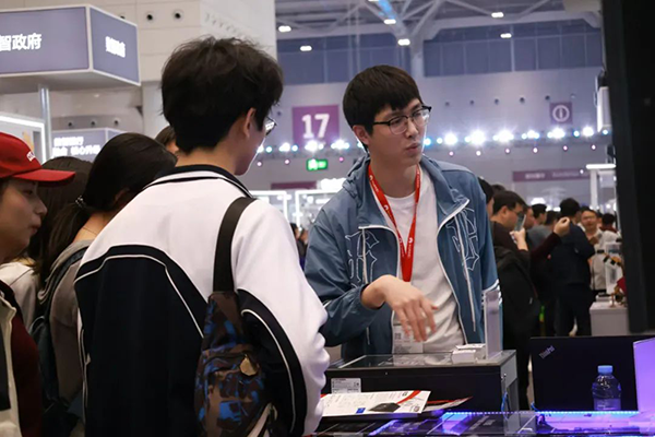 GGPOKER - 全球当先的在线扑克平台 | 安全平正的扑克游戏履历
